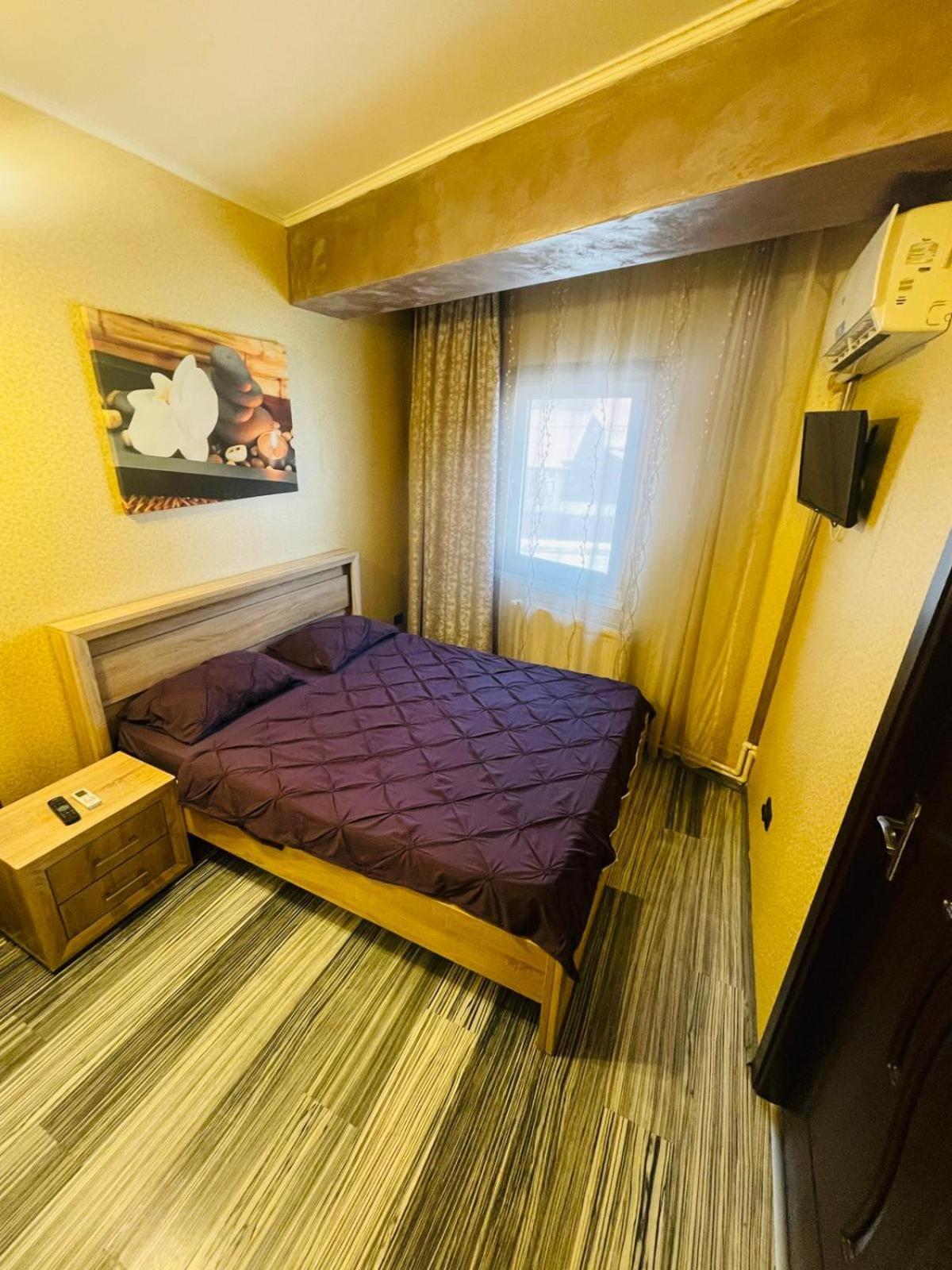 Urban Rez Suites Iasi Exterior photo
